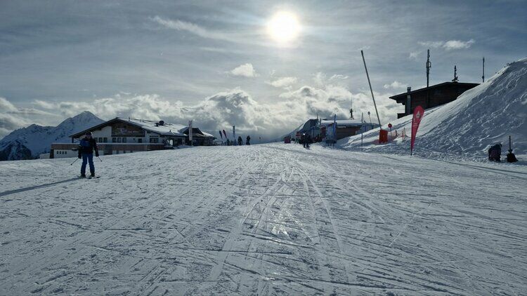 Live-update 155300