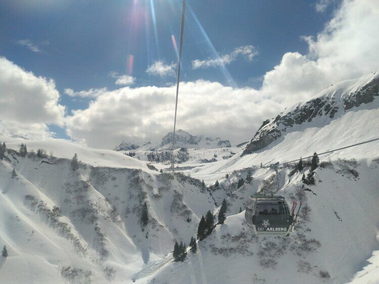 Live-update 137508
